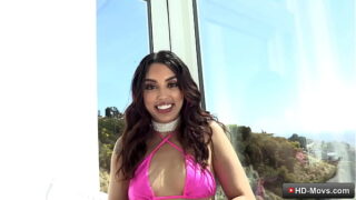 Teen slut hottie enjoy pink sex toy in her ass and seduces two guys